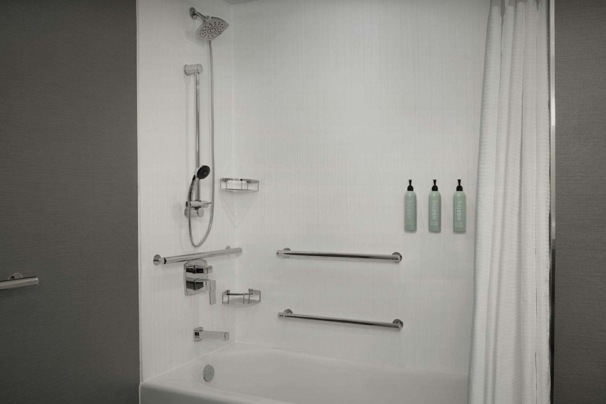 Courtyard By Marriott Antioch Pittsburg Ξενοδοχείο Εξωτερικό φωτογραφία